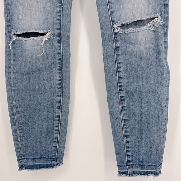 Madewell High Riser Skinny Distressed Light Wash Jeans Women’s Size 24 - Picture 3 of 12